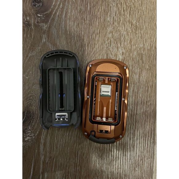 Garmin Oregon 450 Handheld Compact Touchscreen GPS Weatherproof Navigation - Picture 3 of 3